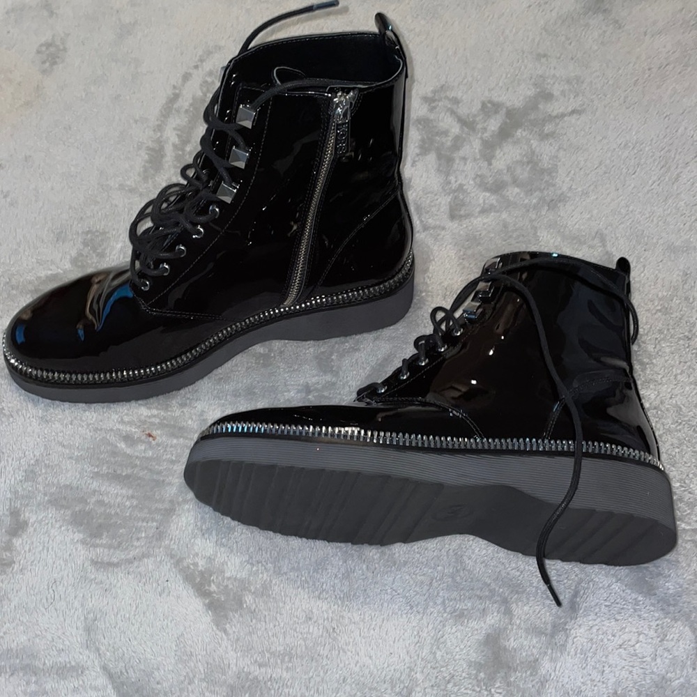Like New Michael Kors Patent Boots
